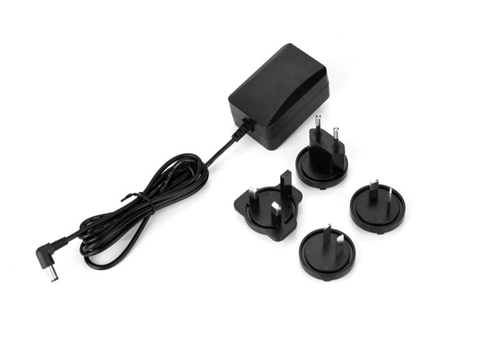 Black Interchangeable Plug Power Adapter 5V Output Voltage OCP Protection 1.2M