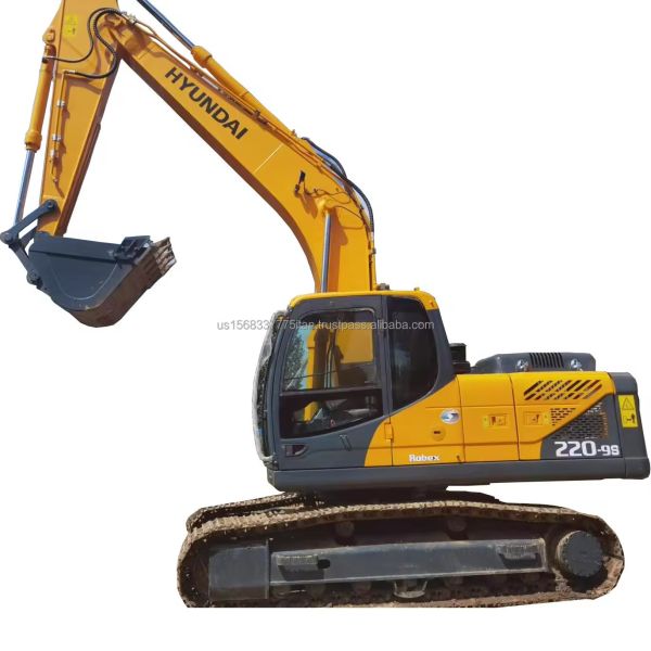 Buy cheap 30ton Used Hyundai 220 Model Crawler Excavator with Original Hydraulic Valve from Korea from wholesalers