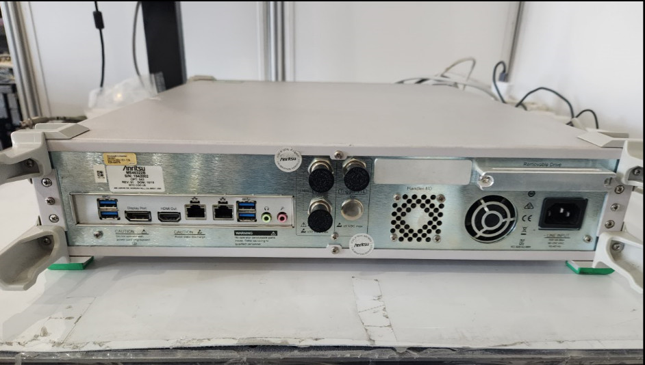 Anritsu MS46322B VNA Vector Network Analyzer 1 MHz - 43.5 GHz For Testing RF