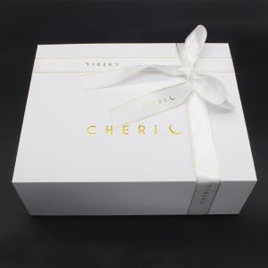Buy cheap Custom Logo Printing Wholesale Large White Magnetic Gift Box With Ribbon from wholesalers