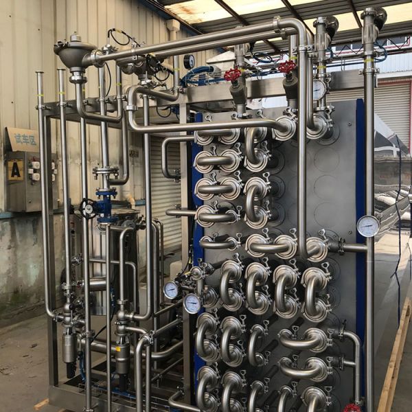 Quality Full Automatic Custom 500-20000l/H UHT Sterilizer For Different Types Of Liquid Products Milk/Juice/Sauce SUS304/316 for sale