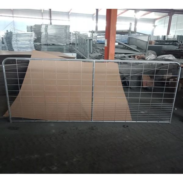 Quality 4ft General Purpose Farm Gate Horse Cattle Sheep Yard Panels &quot;. Victoria &quot; for sale