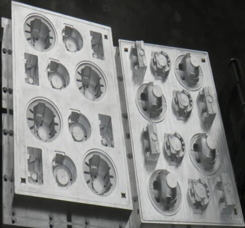 Quality Durable Pump Cover Reusable Aluminum Casting Molds Long Life Using for sale