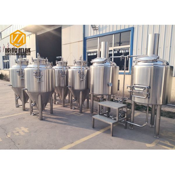 Quality Electric Heating Small Brewery Equipment 200L With 8 Fermentation Tanks for sale