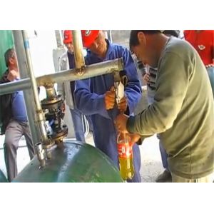 Buy cheap Automatic feeding and vacuum discharging waste tyre/ plastic pyrolysis to fuel oil machine from wholesalers