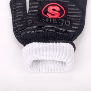 Buy cheap EN407 Heat Resistant BBQ Gloves , Silicone Baking Gloves OEM / ODM Service from wholesalers