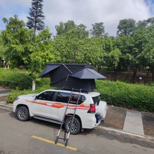 One Bedroom Convenient Z Rooftop Tent 210x131x120cm Opening Size