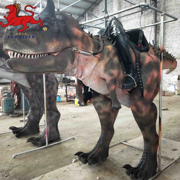 Life Size Realistic Dino Costume , Carnotaurus Dinosaur Costume For Performing