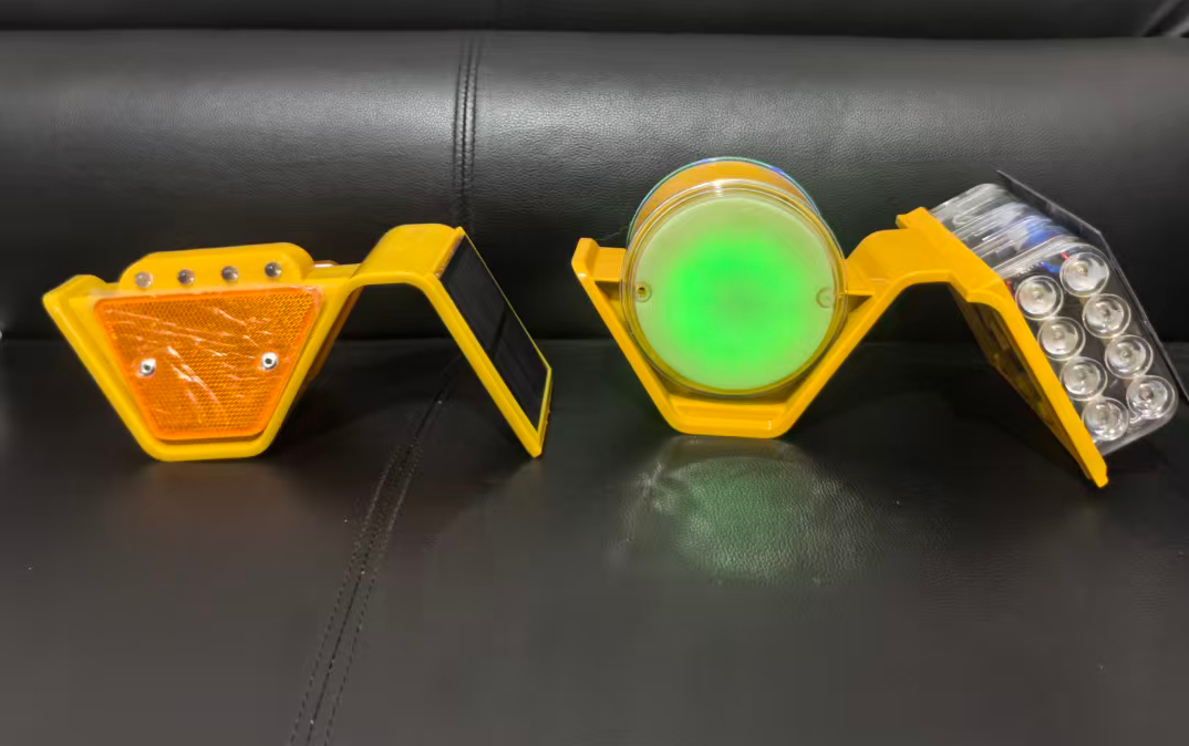 Buy cheap Solar Guardrail Reflective Trapezoid Delineator Yellow & Red LED Light Plastic product