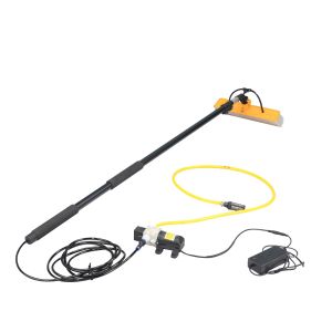 Buy cheap Manual Water Spray Brush for Solar Cleaning 3.6 M Telescopic Handle and 55 Cm Width Head from wholesalers
