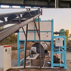 Natural Organic Fertilizer Composting Solutions: Groove Type Compost Turner,