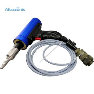 Buy cheap 35kHz Ultrasonic Spot Welding Machine With Titanium Horn from wholesalers