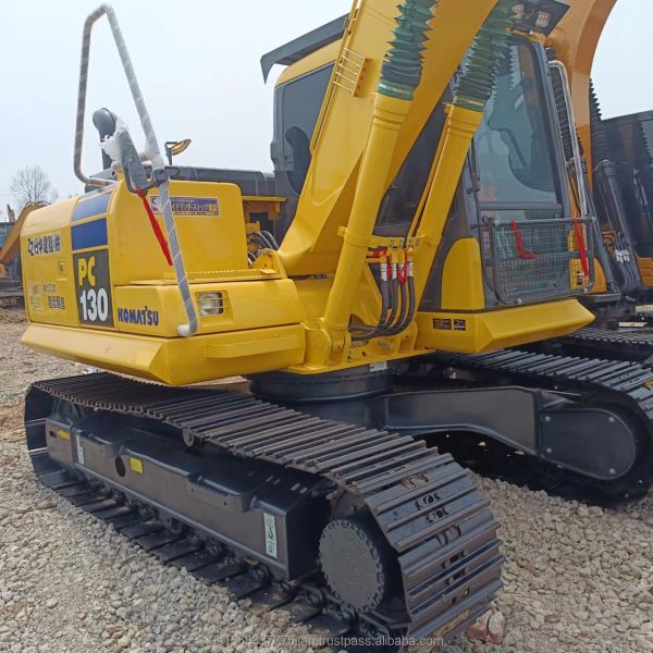 Original Japan Komatsu PC130 Excavator with 0.48M³ Bucket Capacity and Low Working Hours