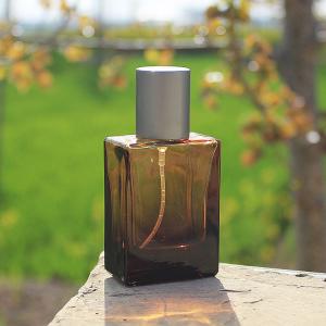 Buy cheap Square Amber Glass Perfume Bottle 30ml With Spray 500 Pcs from wholesalers