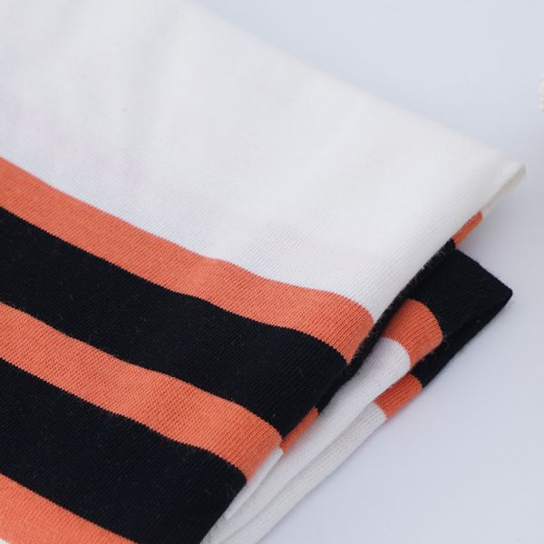 Comfortable Fit And Strong Durable Healthy Striped Material Fabric For Casual Wear
