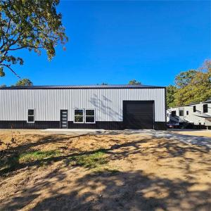 UPVC Downpipe Steel Structure Workshop With Galvanized Surface Treatment