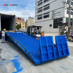 Movable Dock Ramp 10T Portable Docks For Unloading Trucks With Inflatable Wheel