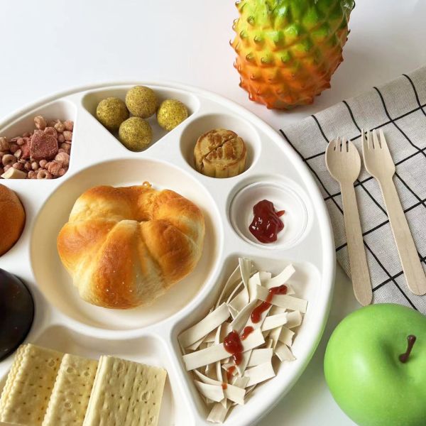 Buy cheap 9 Divided Round Biodegradable Bagasse Tableware Party Plates Greaseproof from wholesalers