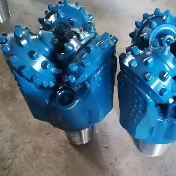 Quality High Efficiency IADC Roller Cone Bit Deep Rock Well Drilling Bits For Oil Rigs for sale