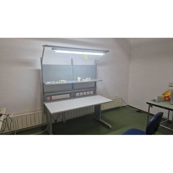 Quality Customized ESD Workbench For Electrical & Electronic Technicians | Heavy-Duty Lab And Factory Work Table for sale