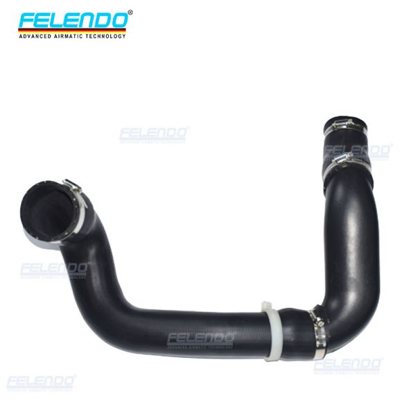 Quality Auto Engine Coolant Pipe Tube Water Hose for Land Rover Freelander 2 LR002589 for sale