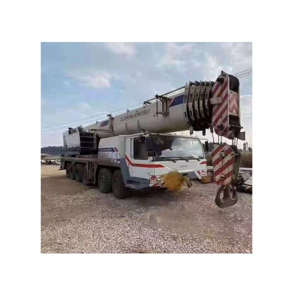 Construction Machinery 150 Ton Truck Crane With 6 Telescopic Sections