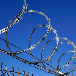 Professional manufacture promotion price customizable 10KG razor barbed wire