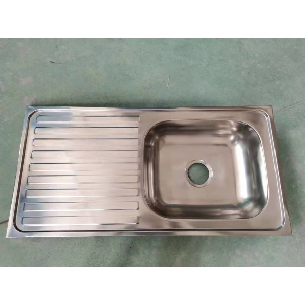 Quality Steel Kitchen Sink With Drainboard Drainer Included Rust Resistant for sale