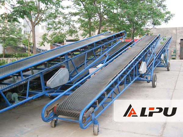 Buy cheap 290-480t/H Capacity Mining Conveyor Systems With 1200mm Belt Width , Color Customized from wholesalers
