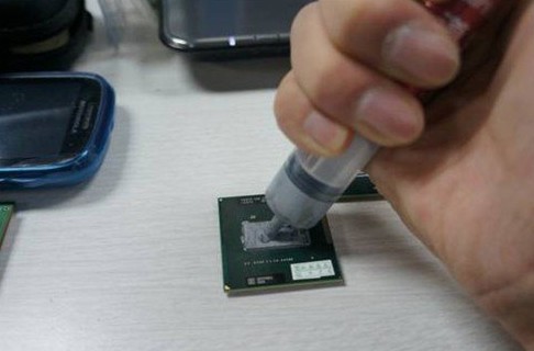 LED Thermally Conductive Grease Compound With Low Thermal Resistance Environment