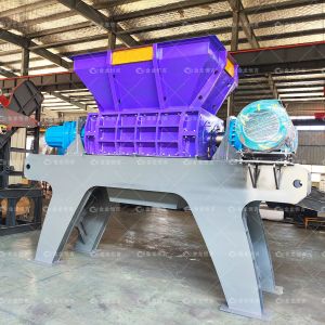 China 300-1500 kg/h 90 kW Power 20100 kg Weight Scrap Metal Shredder Double Shaft Shredder on sale